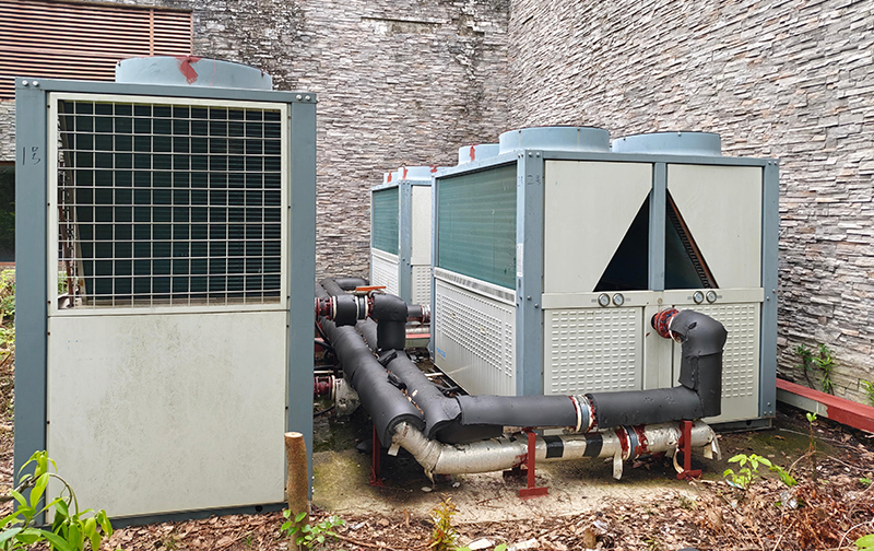 Seasonal Heat Pool from a well-known resort hotel